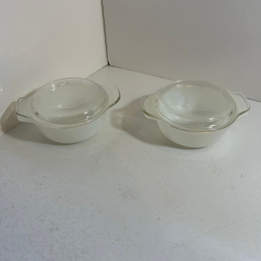 Anchor Hocking Fire-King Milk Glass Casserole Dishes with Lids Set of 2 472 USA